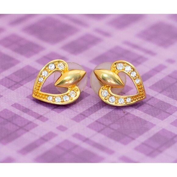 Vintage Dainty Gold Tone Heart Rhinestone Stud Earrings by Avon - V15 - Picture 1 of 2